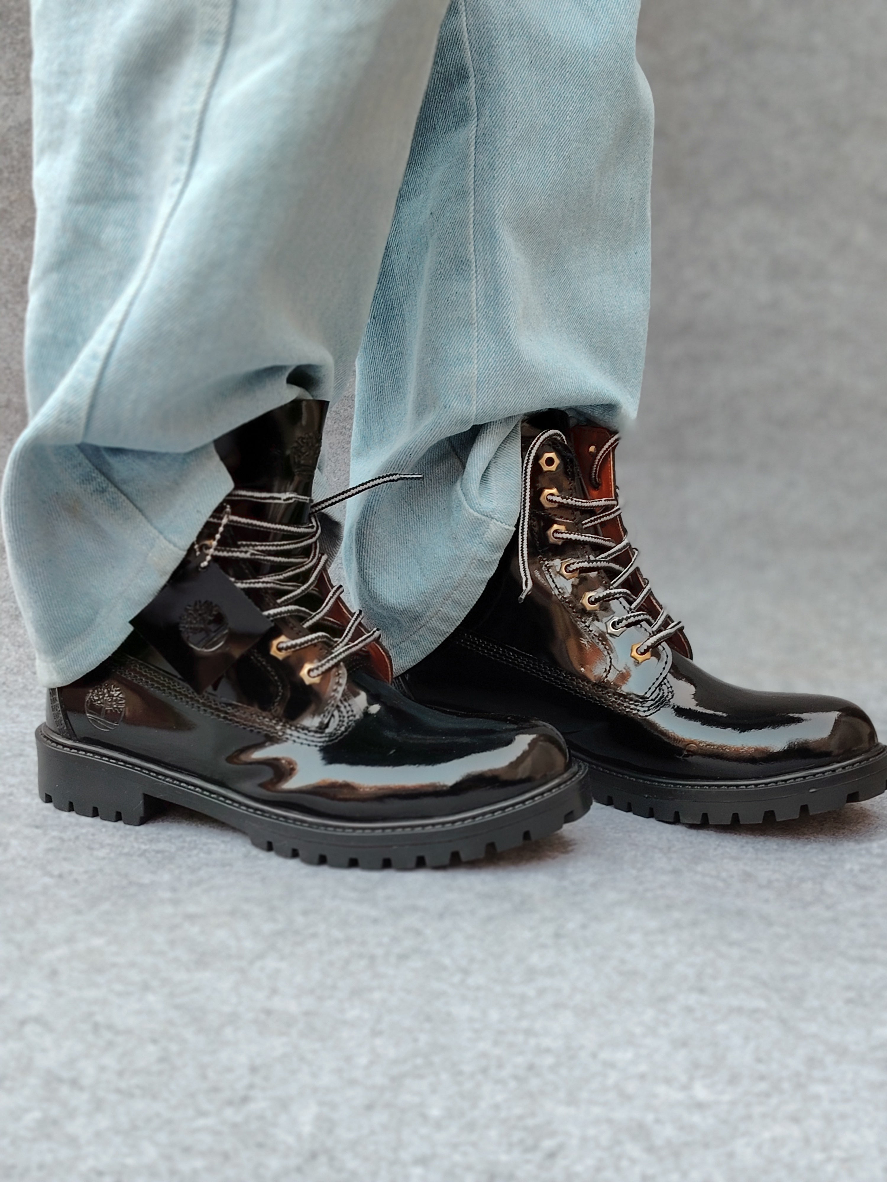 Timber "Shiny Black" Genuine Leather