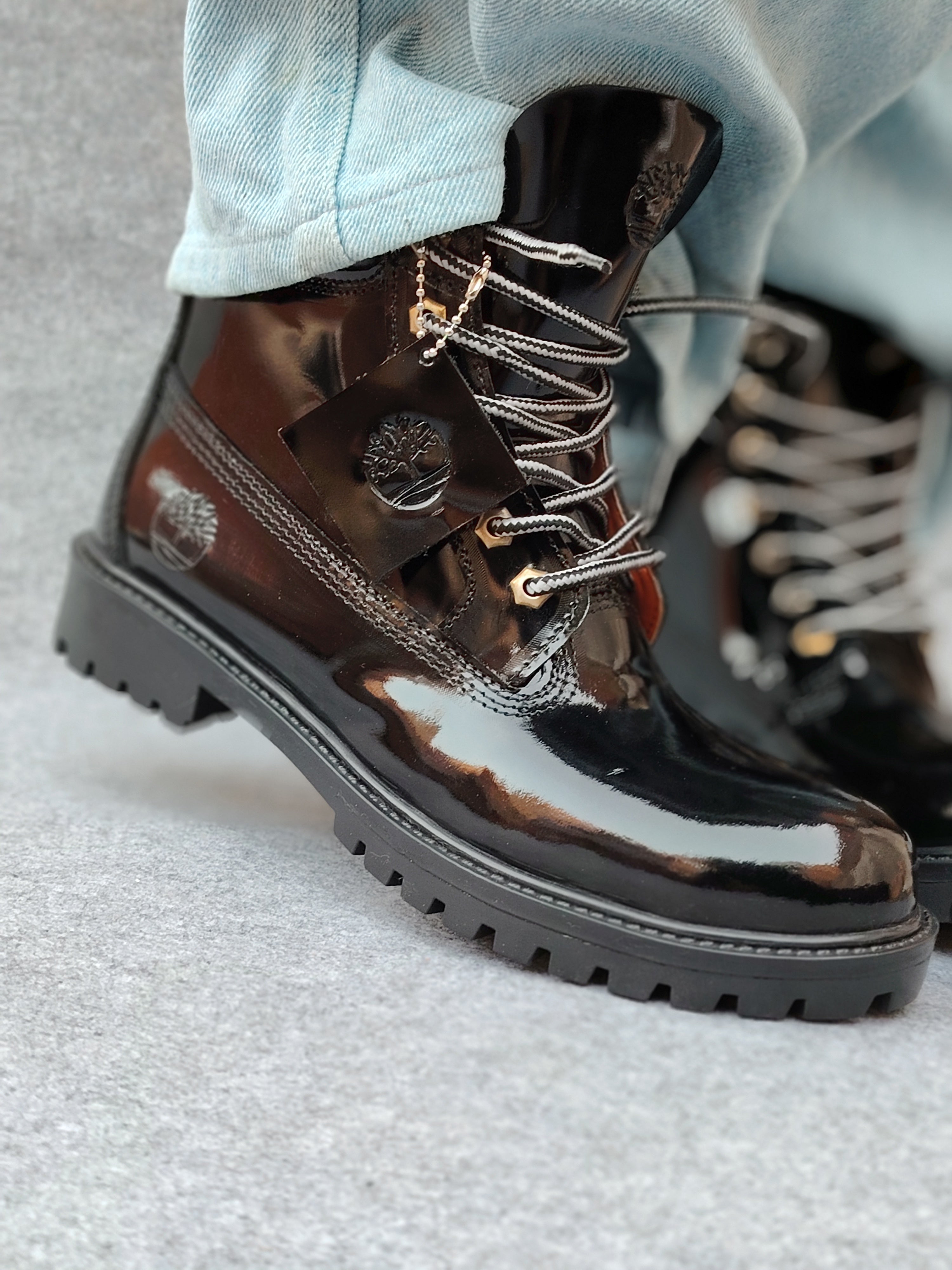 Timber "Shiny Black" Genuine Leather