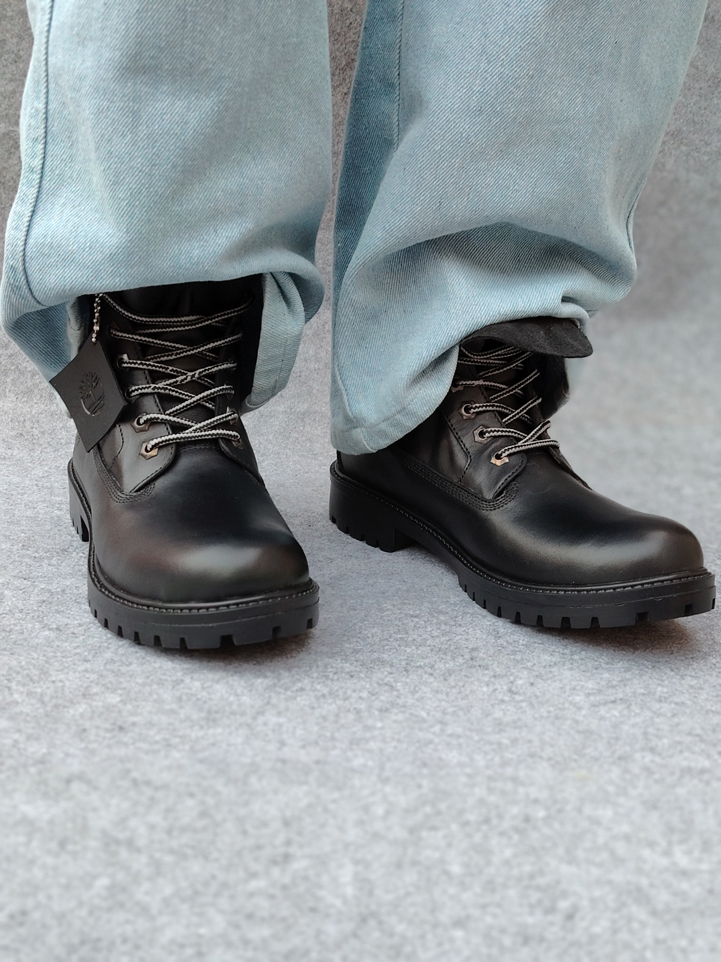 Timber "Black" Genuine Leather