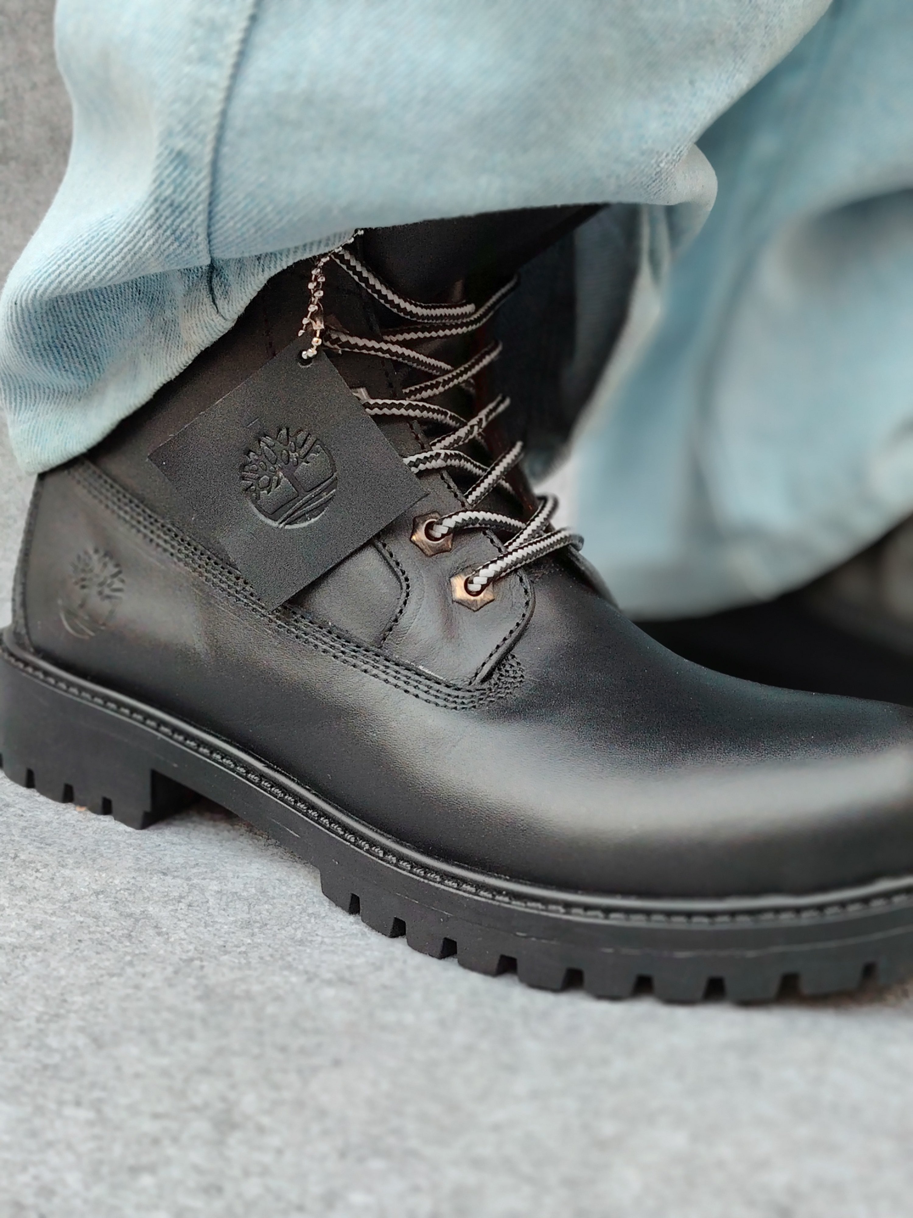 Timber "Black" Genuine Leather